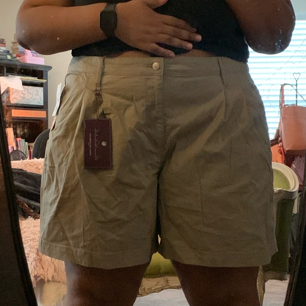 Pleated Short